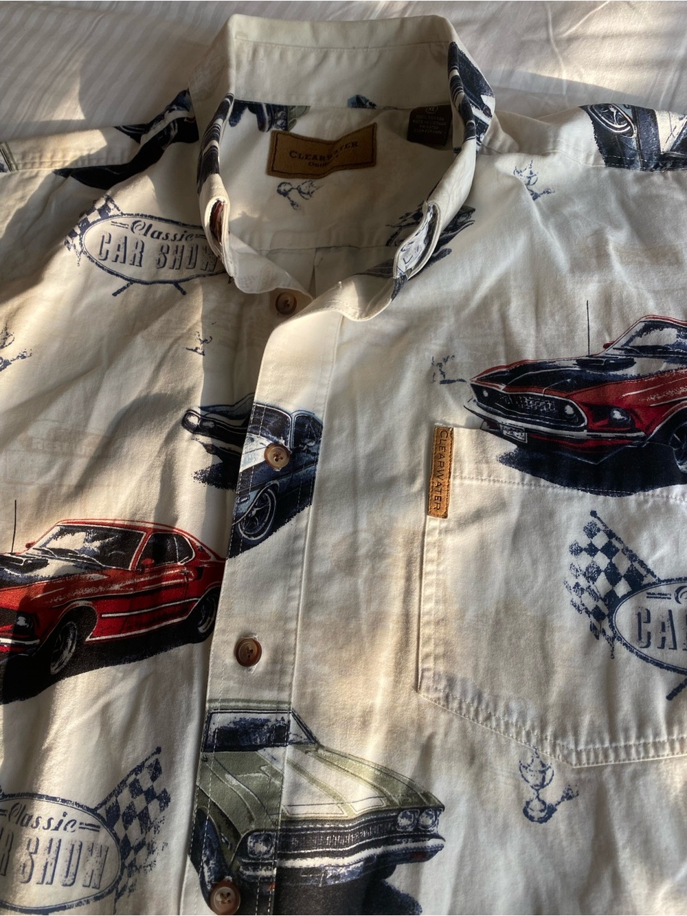 Clearwater XL Short-Sleeve Button-Up Shirt - Classic Car Print